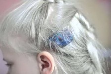 Как убрать пластилин с волос у ребенка