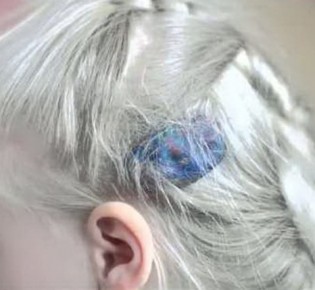Как убрать пластилин с волос у ребенка